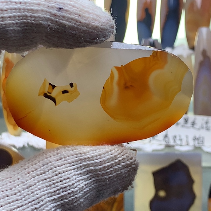 未镶嵌颈饰玛瑙/玉髓105