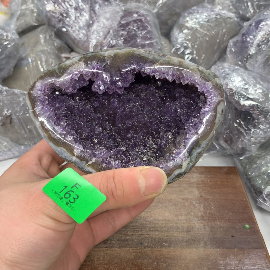 紫晶大型摆件（非配饰）未镶嵌