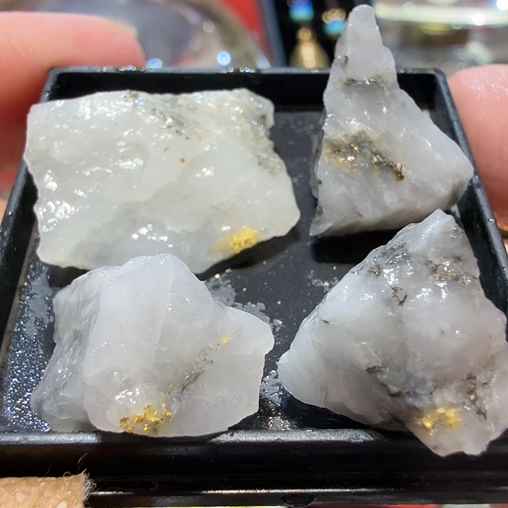 炎10g左右聚金阁天然明金矿标