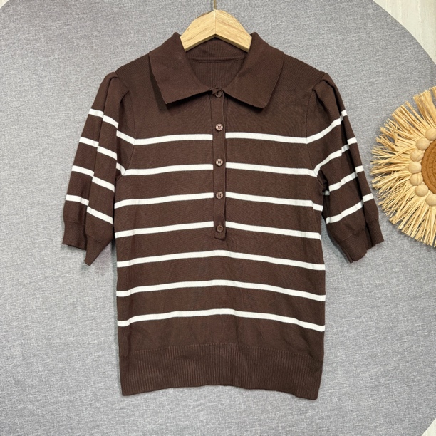 5246两色翻领条纹显瘦弹力针织毛衣