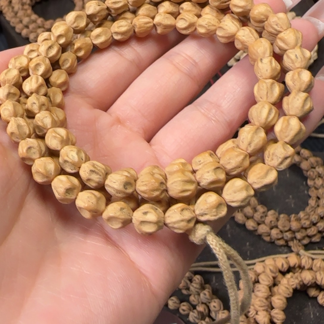 我***鹿吊坠柏香籽/百香籽