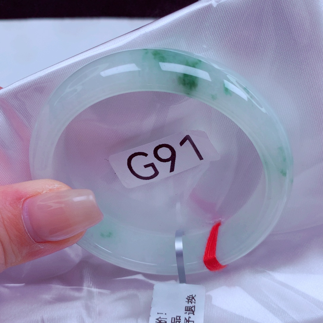 翡翠未镶嵌手镯手镯