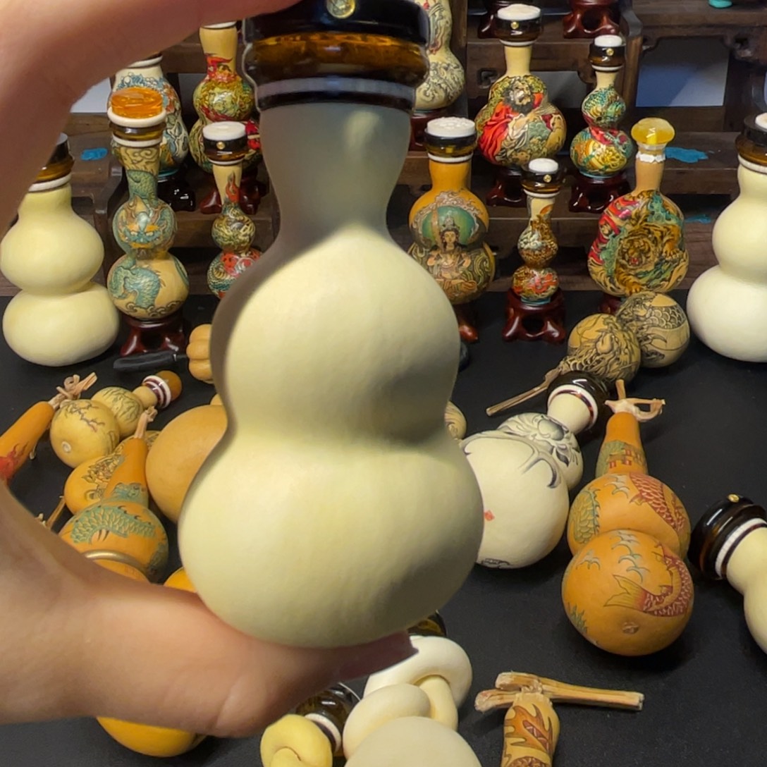 收***界大叶紫檀（黑酸枝木类）