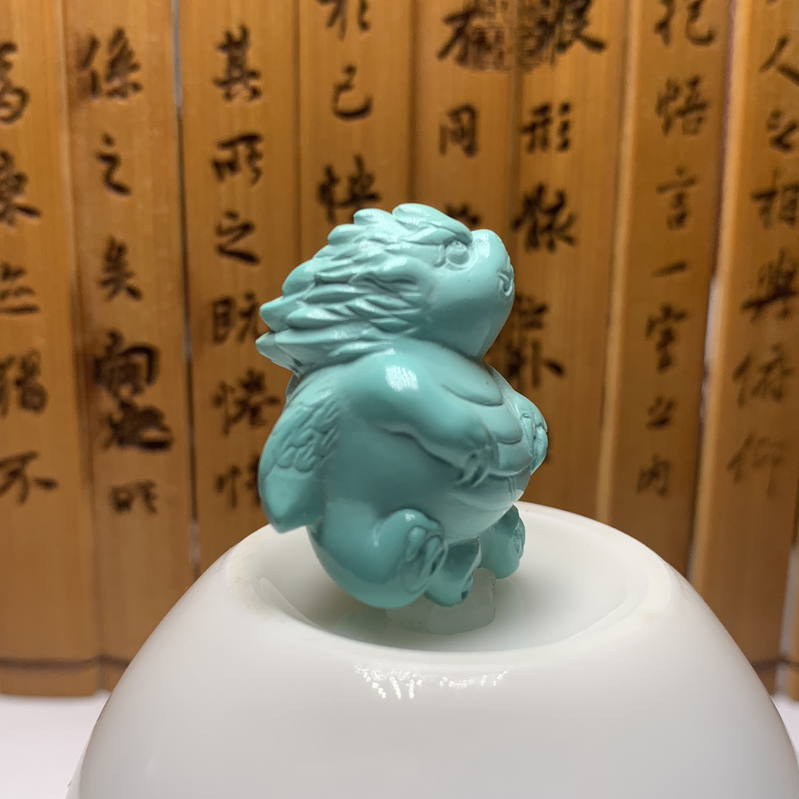 湖北天然原矿精工高瓷萌宠小飞龙绿松石雕刻配饰吊坠