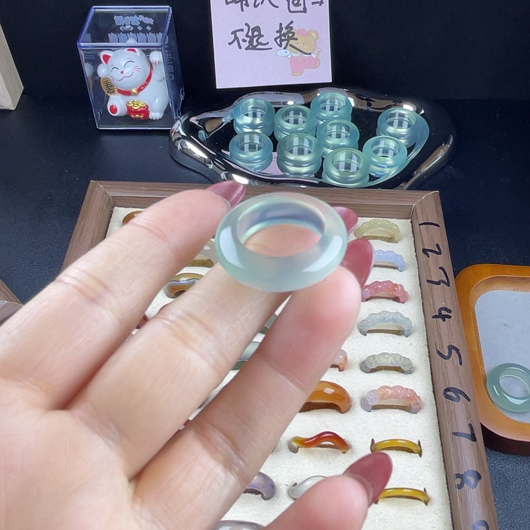 玛瑙/玉髓合金戒指港14直径17不退换A40