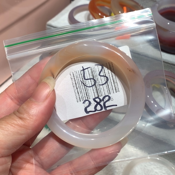 玛瑙/玉髓手镯未镶嵌53