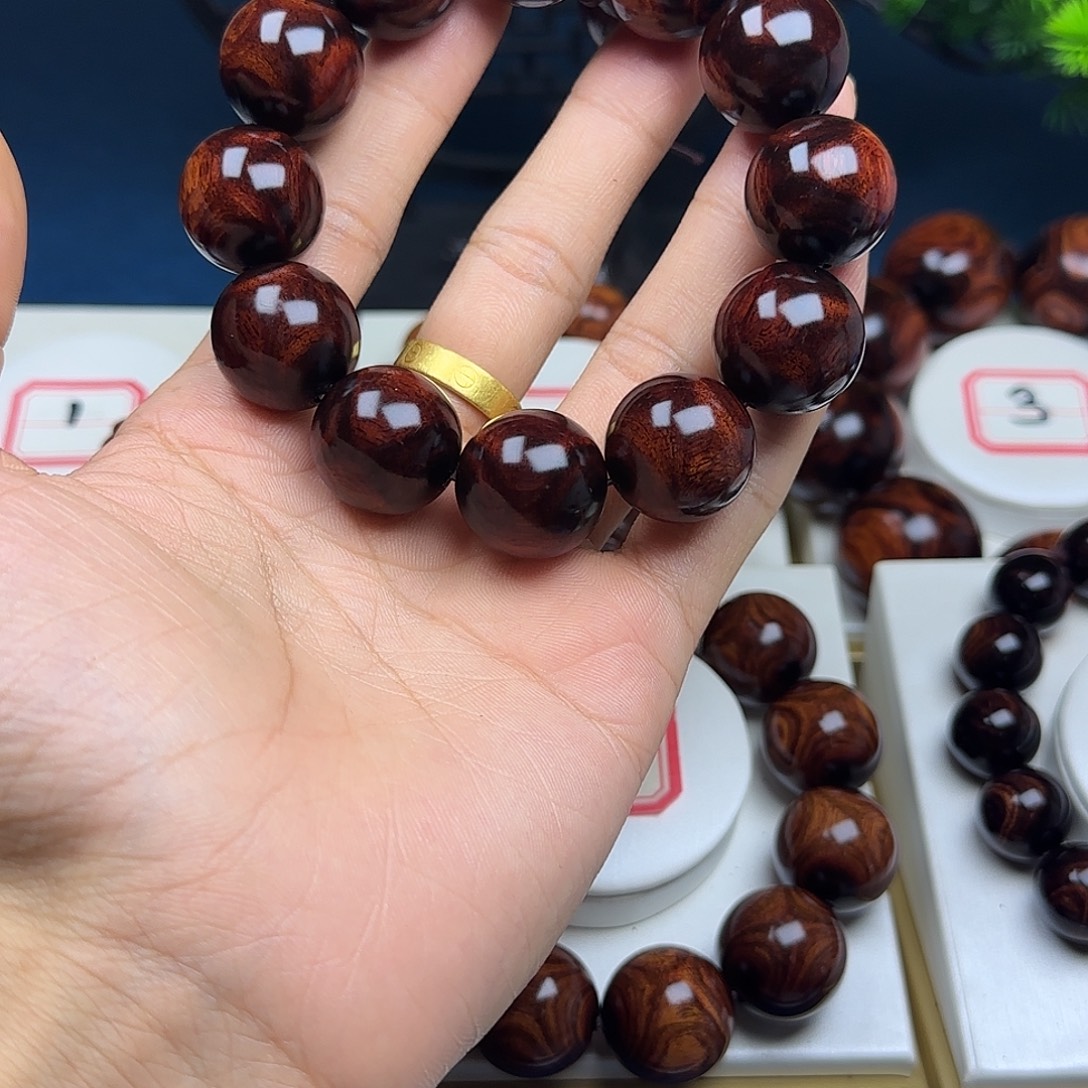 梦***近花梨木类黄花梨2.0