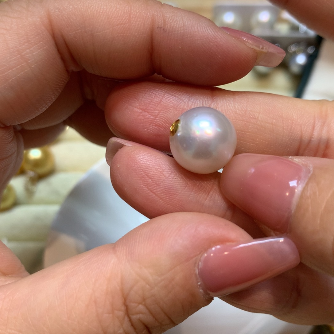 海水珍珠颈饰18K金镶嵌