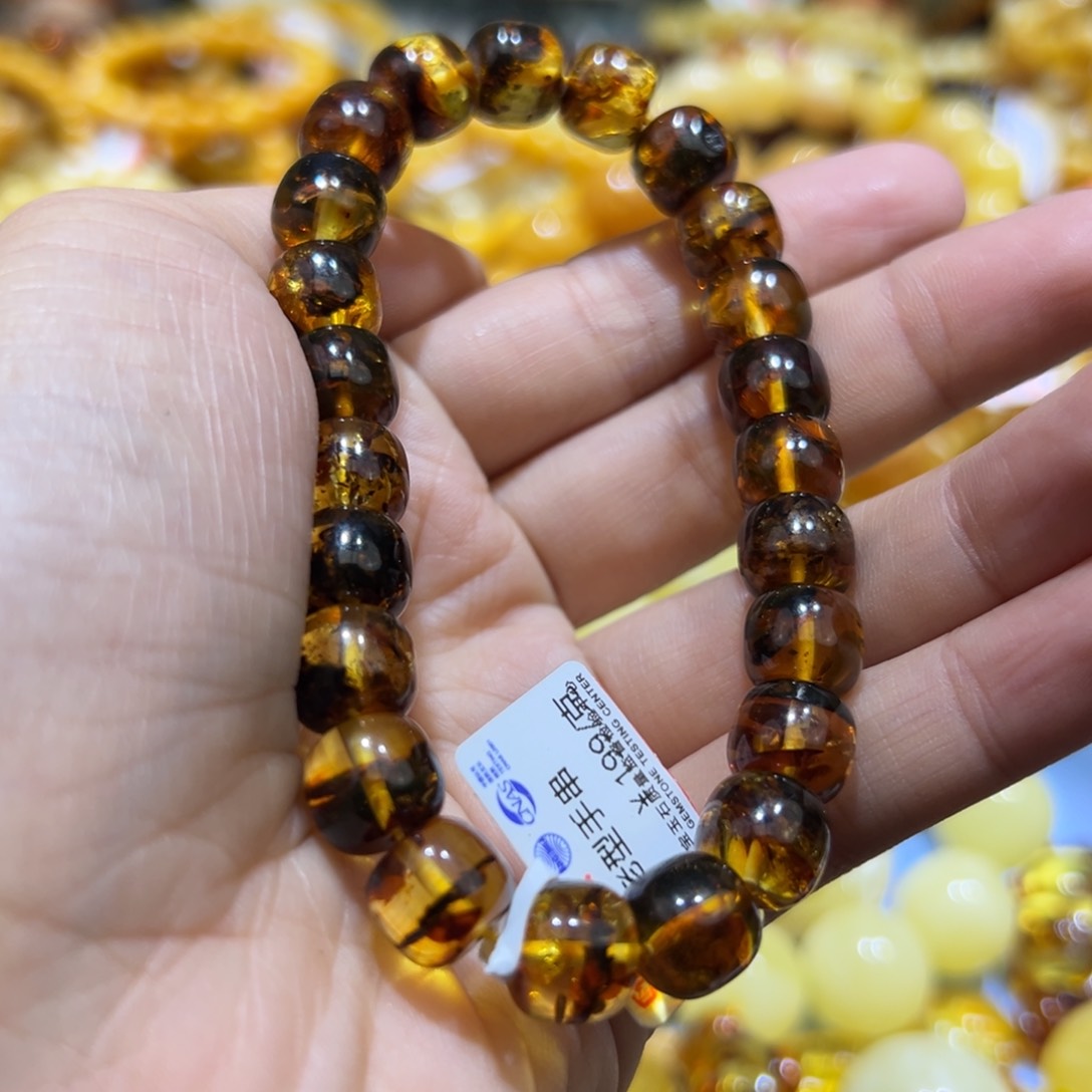 琥珀珠宝奇石未镶嵌
