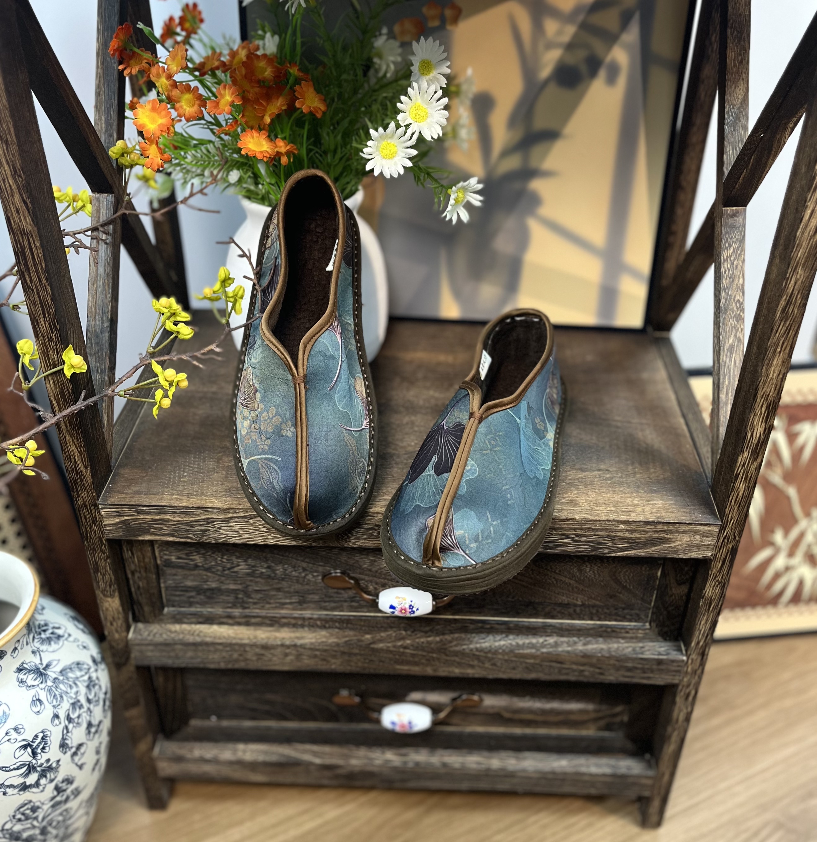  2025冬上新（银杏）薄绒新中式时尚百搭中国风短靴手工布鞋