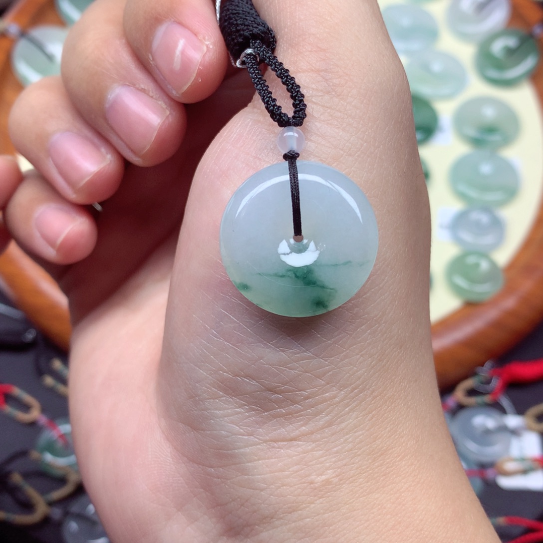 翡翠未镶嵌颈饰吊坠23/5.6