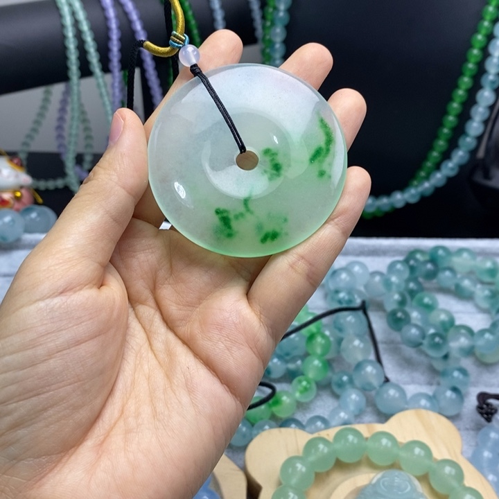 无非金属顺***?卡56的平安扣