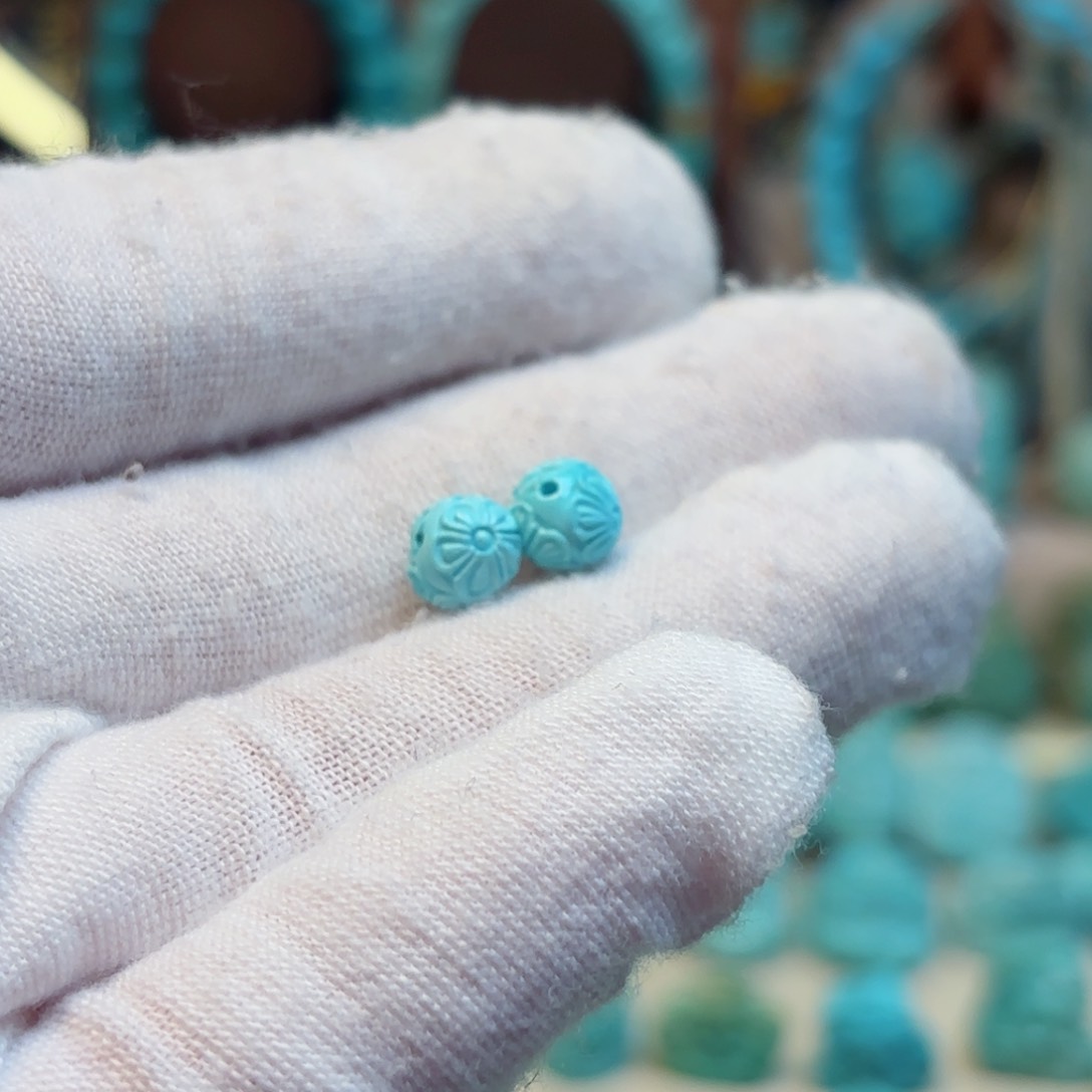 绿松石配饰未镶嵌