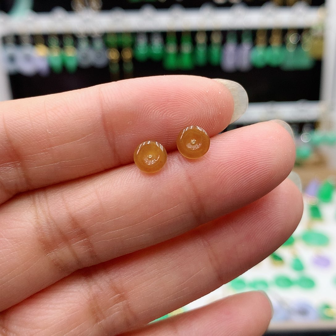 翡翠耳饰18K金镶嵌的