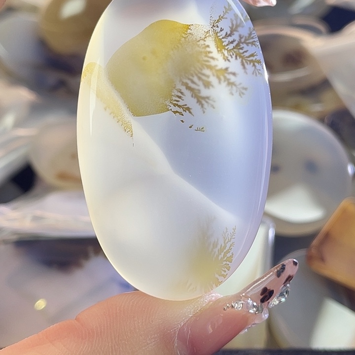 玛瑙/玉髓未镶嵌颈饰