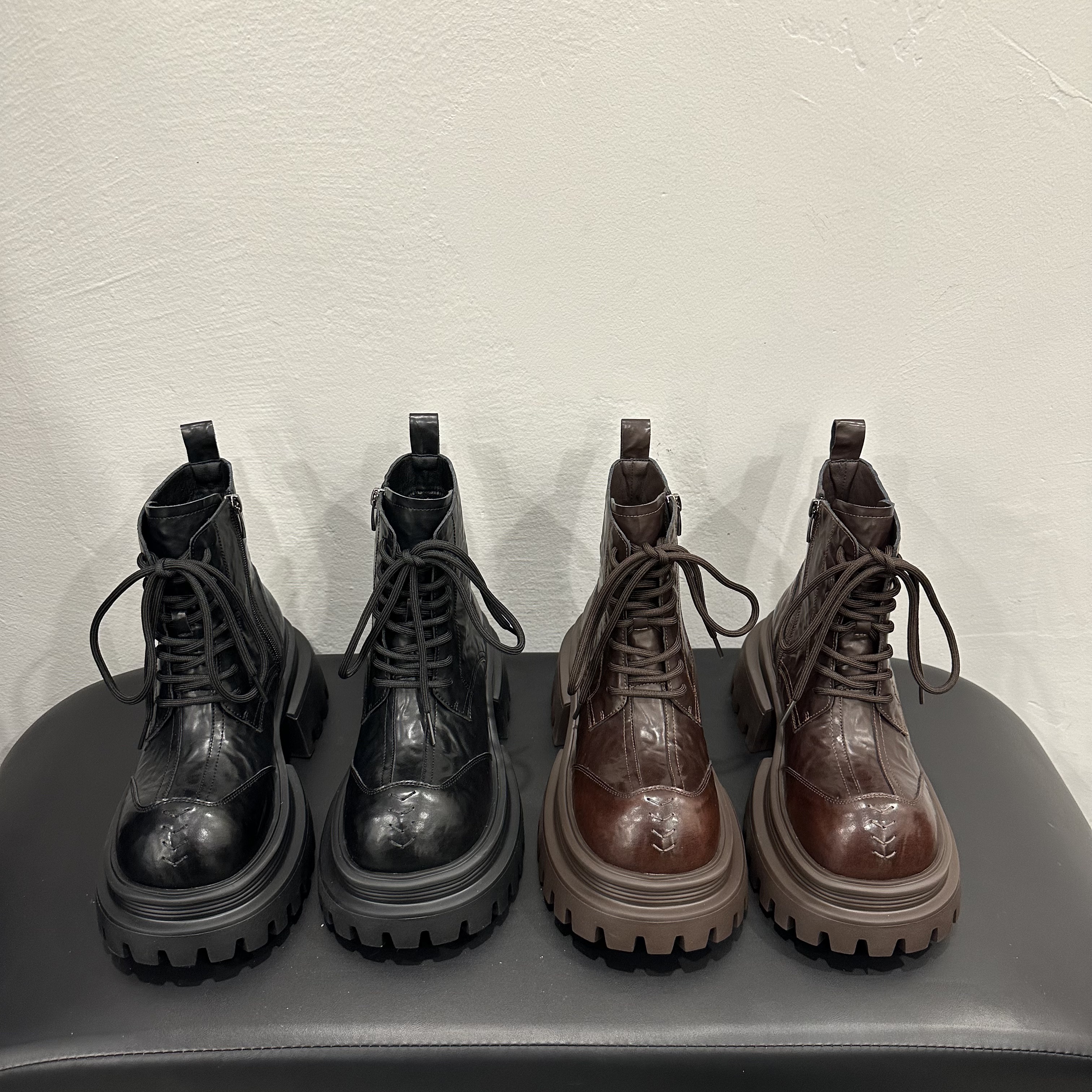 冬季增高常规款马丁靴黑色小靴子复古女靴厚底