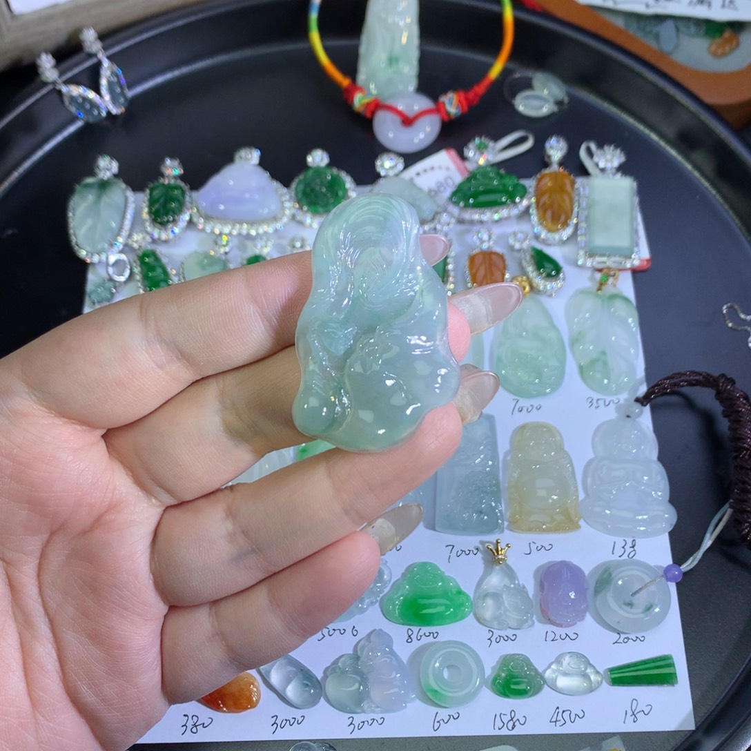 翡翠未镶嵌吊坠(不含链)莲年有鱼