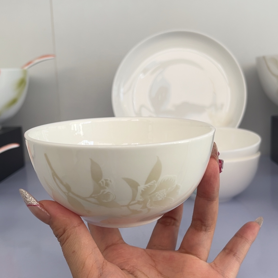 瓷片山茶花4.5寸奥碗