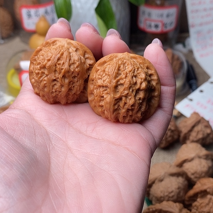 吊坠文玩核桃血麒麟