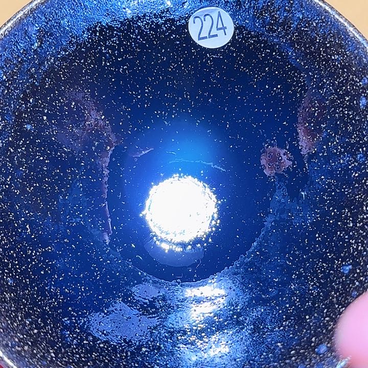 茶盏我要看一部好戏给你们讲一下