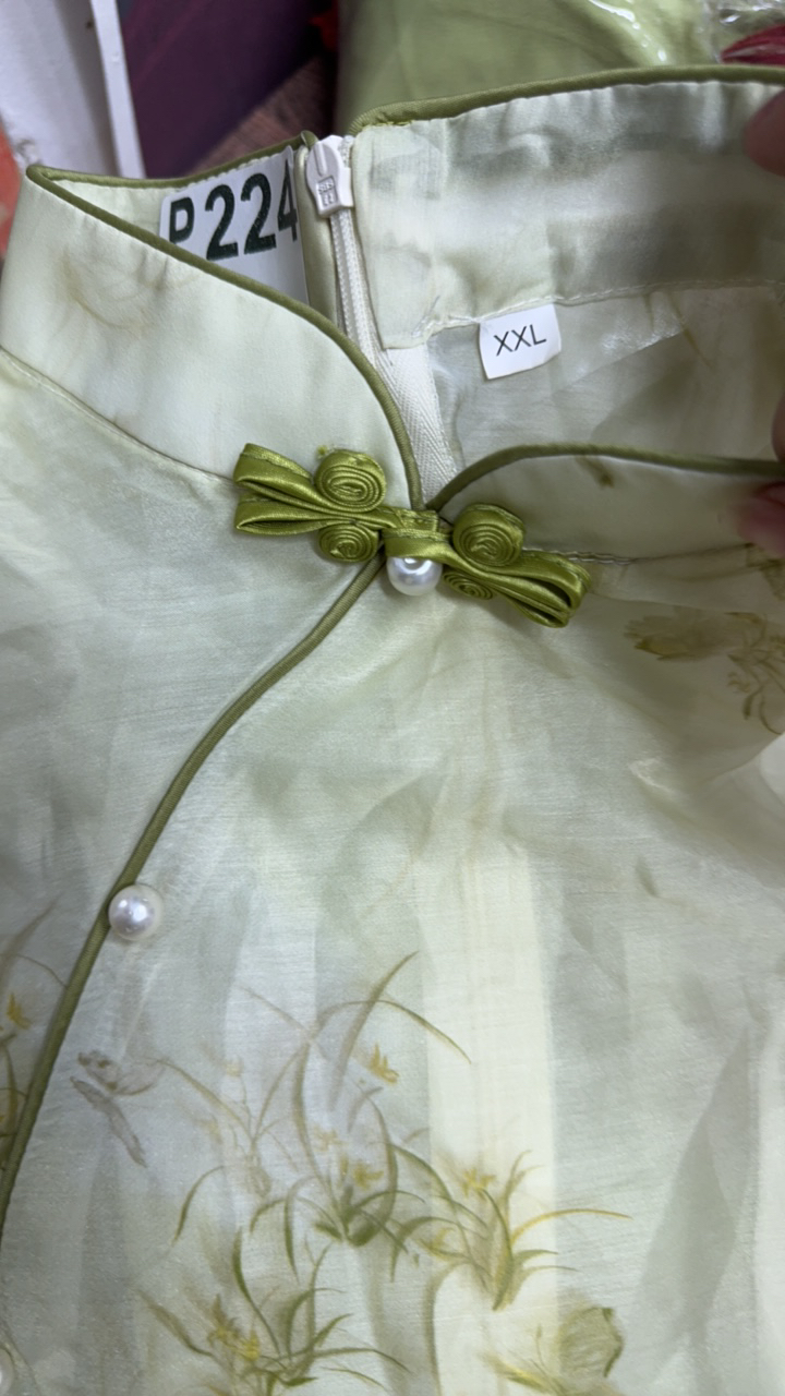 -224-瑕-------改良款旗袍