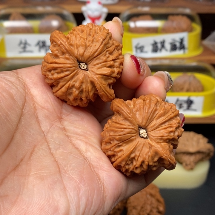 文玩核桃吊坠总*主43全品血麒麟