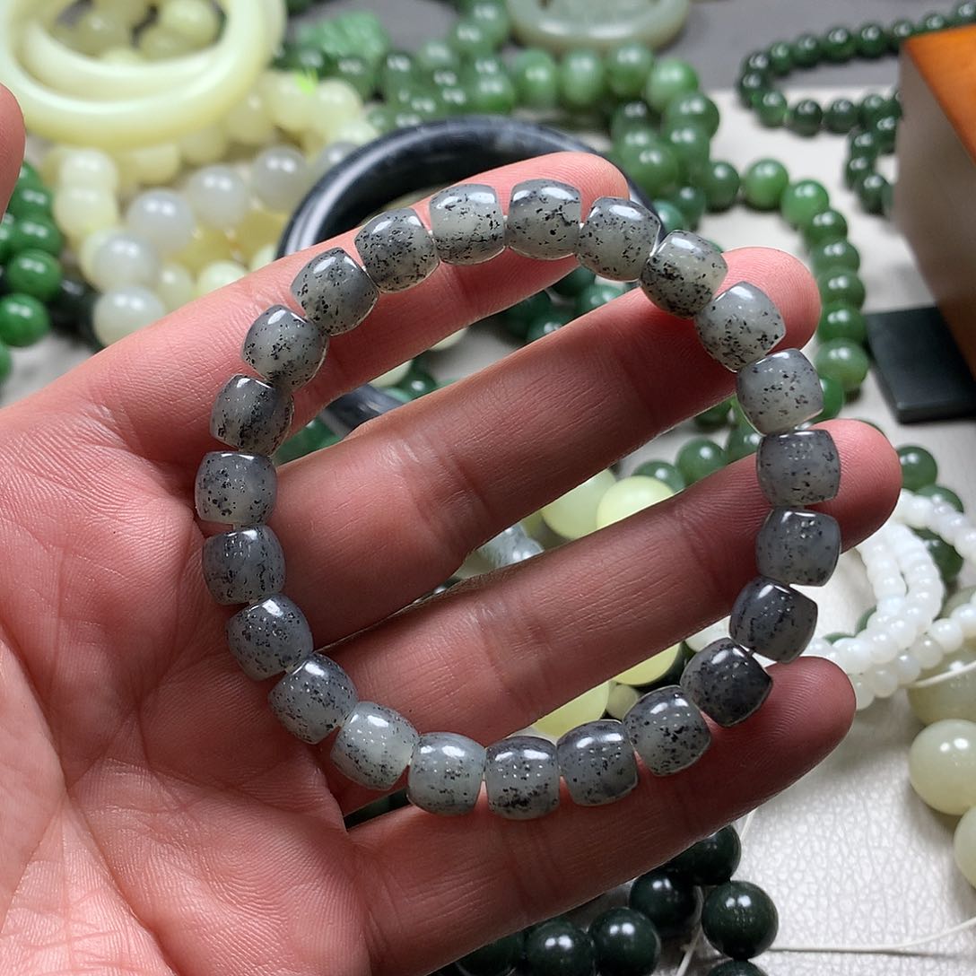 和田玉手链未镶嵌