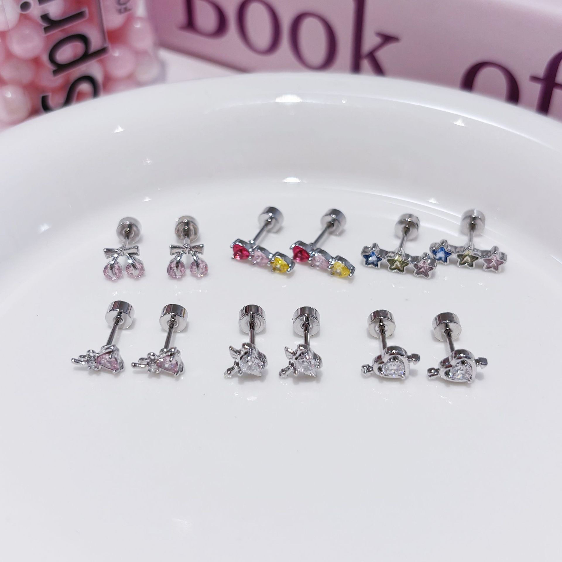 钛钢耳饰 钛钢耳骨钉（外螺旋）扣号下单 一单付 3单飞