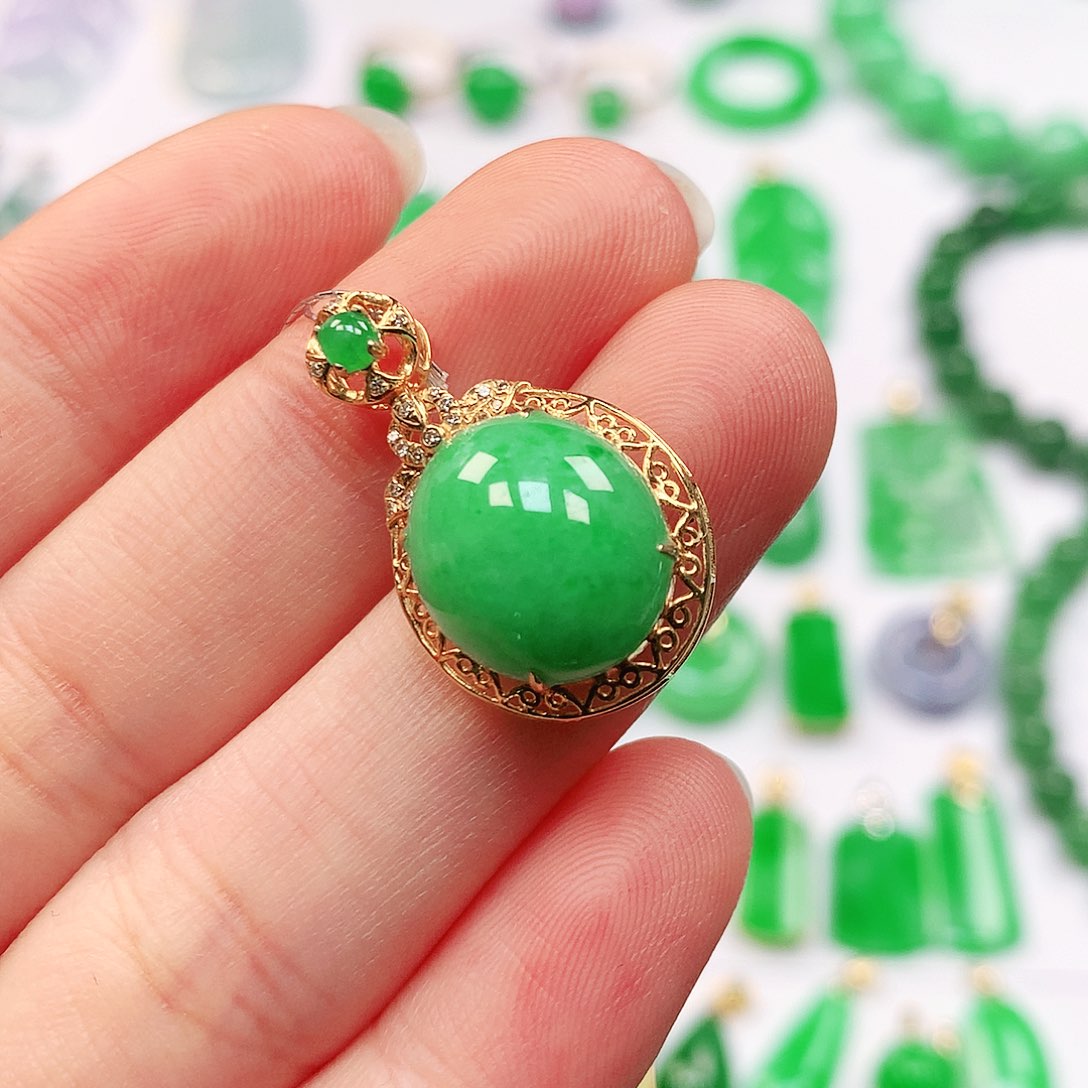 吊坠(不含链)18K金镶嵌翡翠