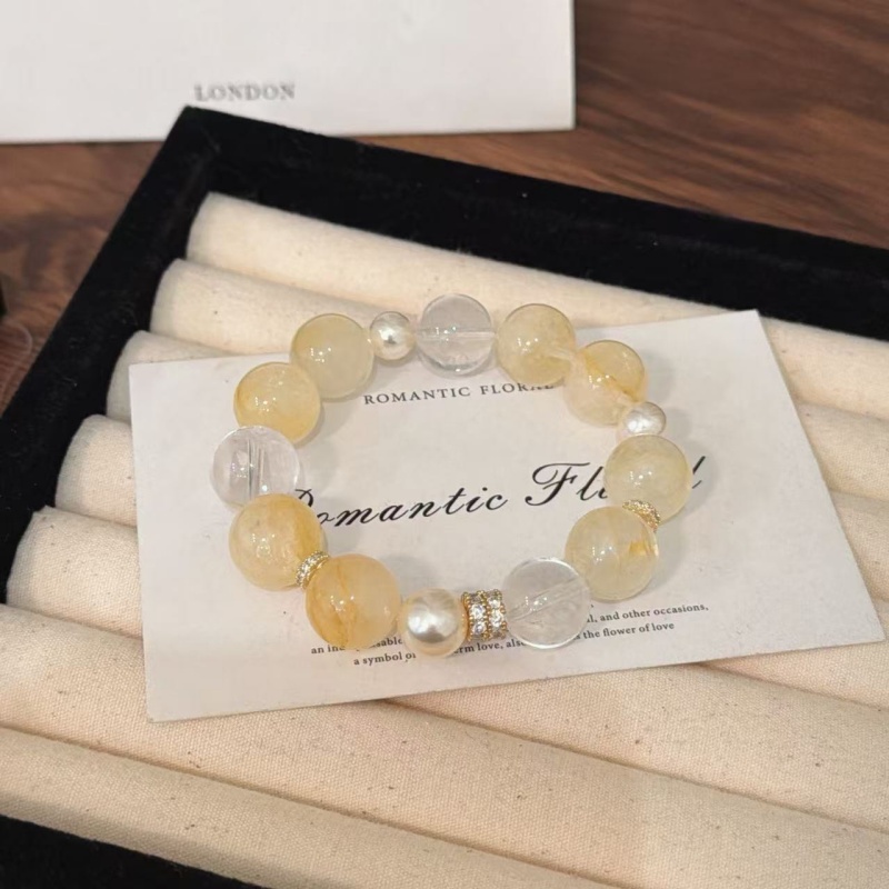 X2027黄胶花奶白晶手链高端轻奢手串多样性发一