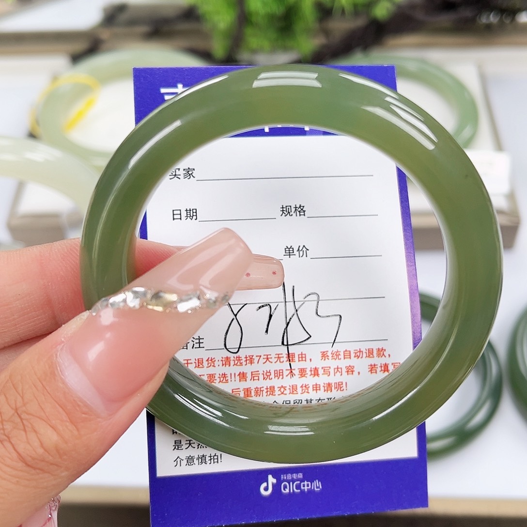 和田玉手镯未镶嵌用****8