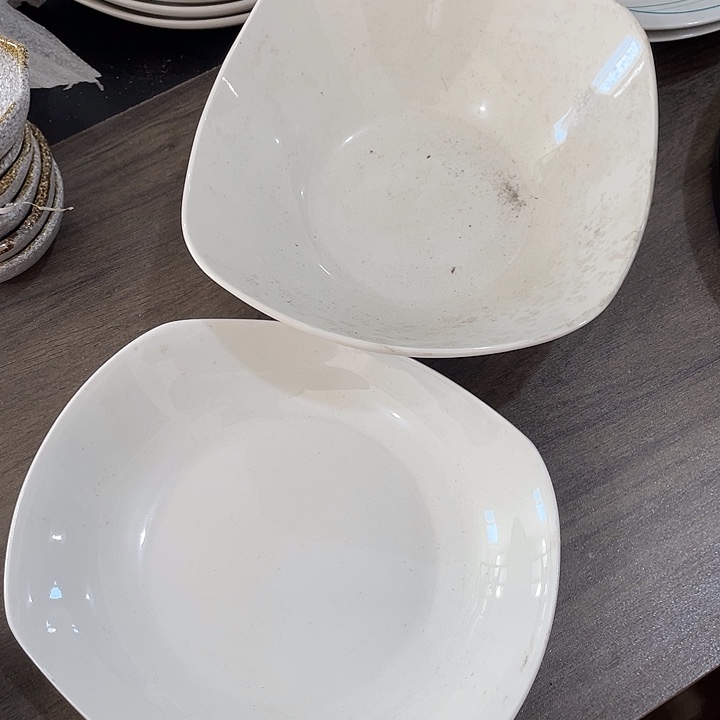 瓷片盘子2个 强化瓷