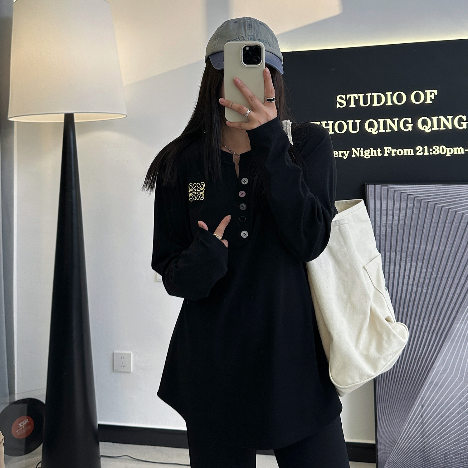 【清仓抢购】亨利刺绣打底 周青青微胖大码女装正肩显瘦长袖T恤