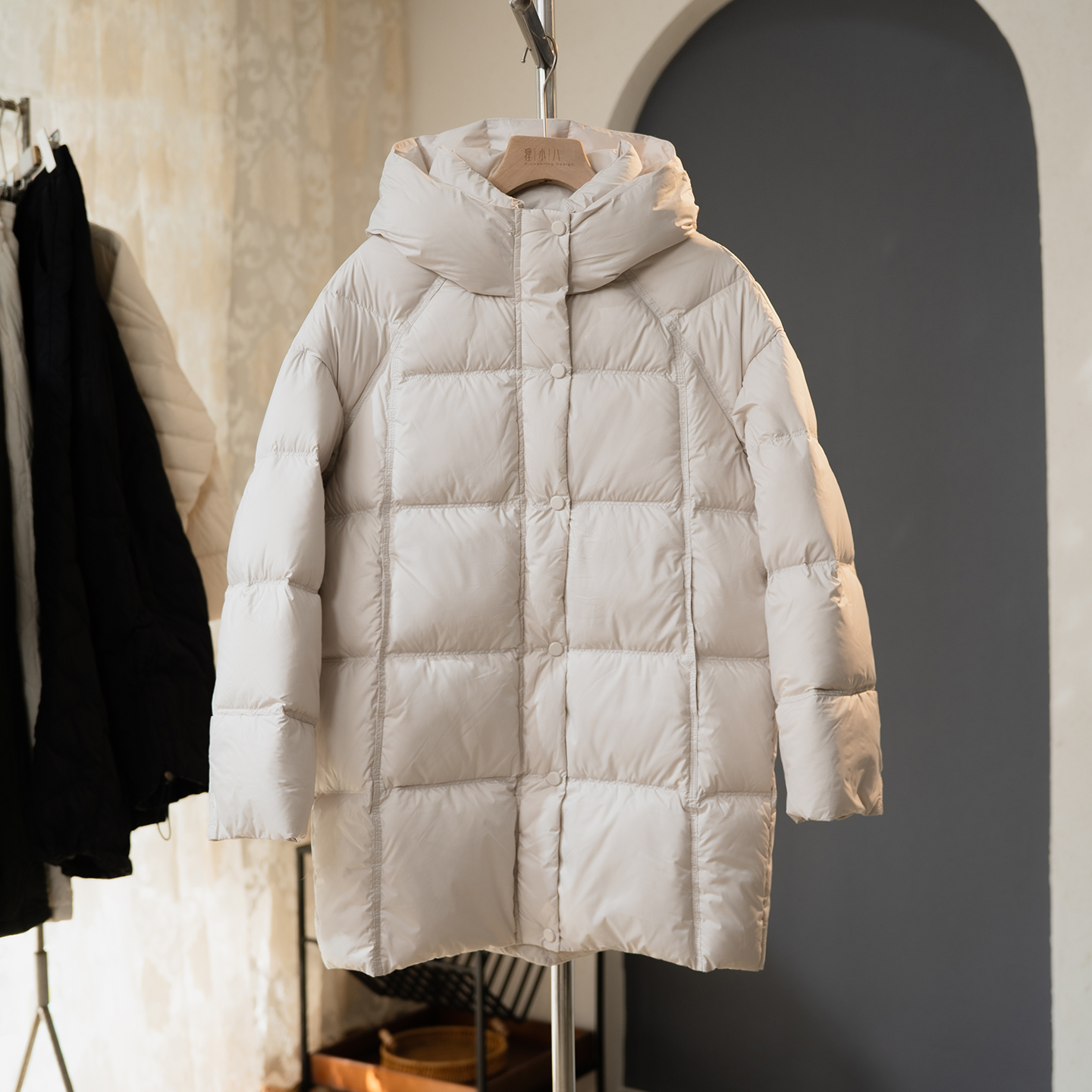 秋冬新品加厚连帽90绒羽绒服女宽松显瘦百搭简约白鸭绒外套保暖