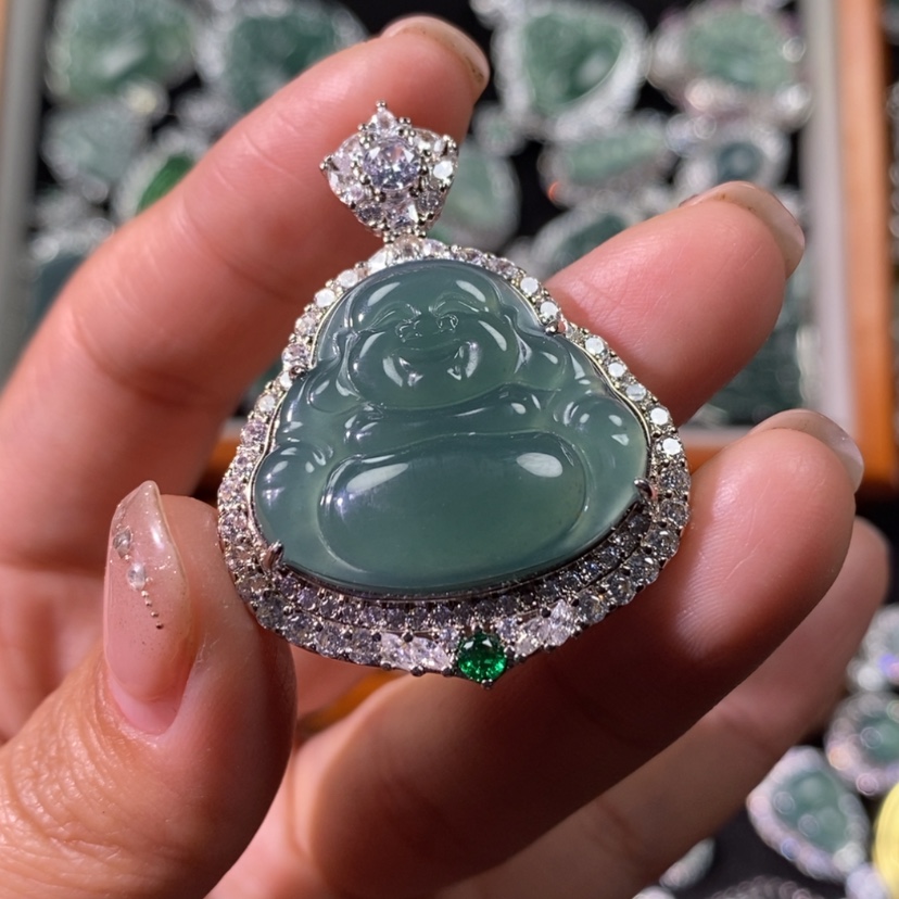 【闪购商品】翡翠颈饰未镶嵌天然