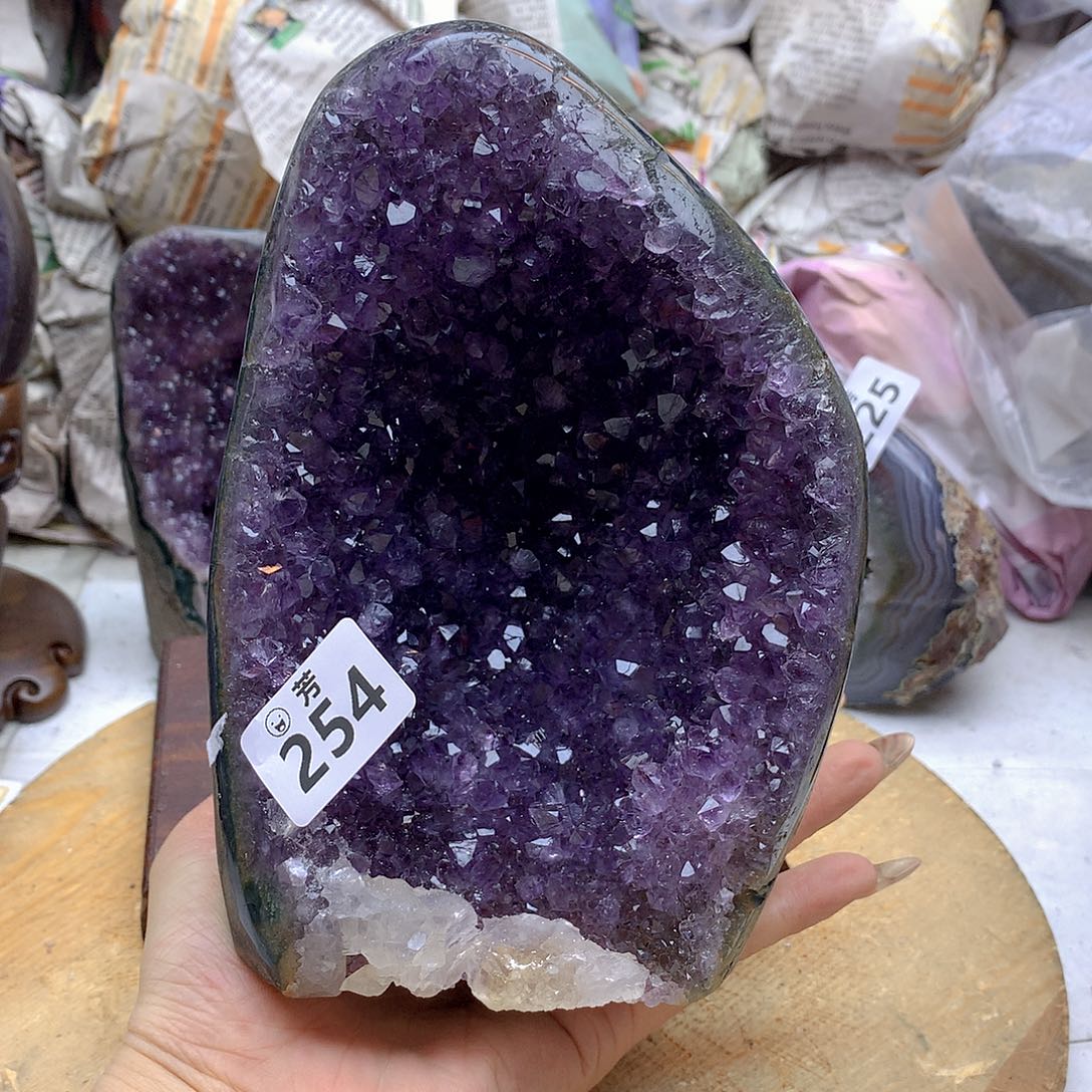 紫晶大型摆件（非配饰）未镶嵌