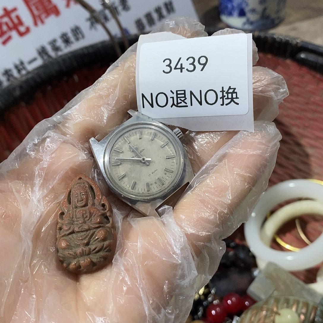 刘***哥瓷片3439号工艺品