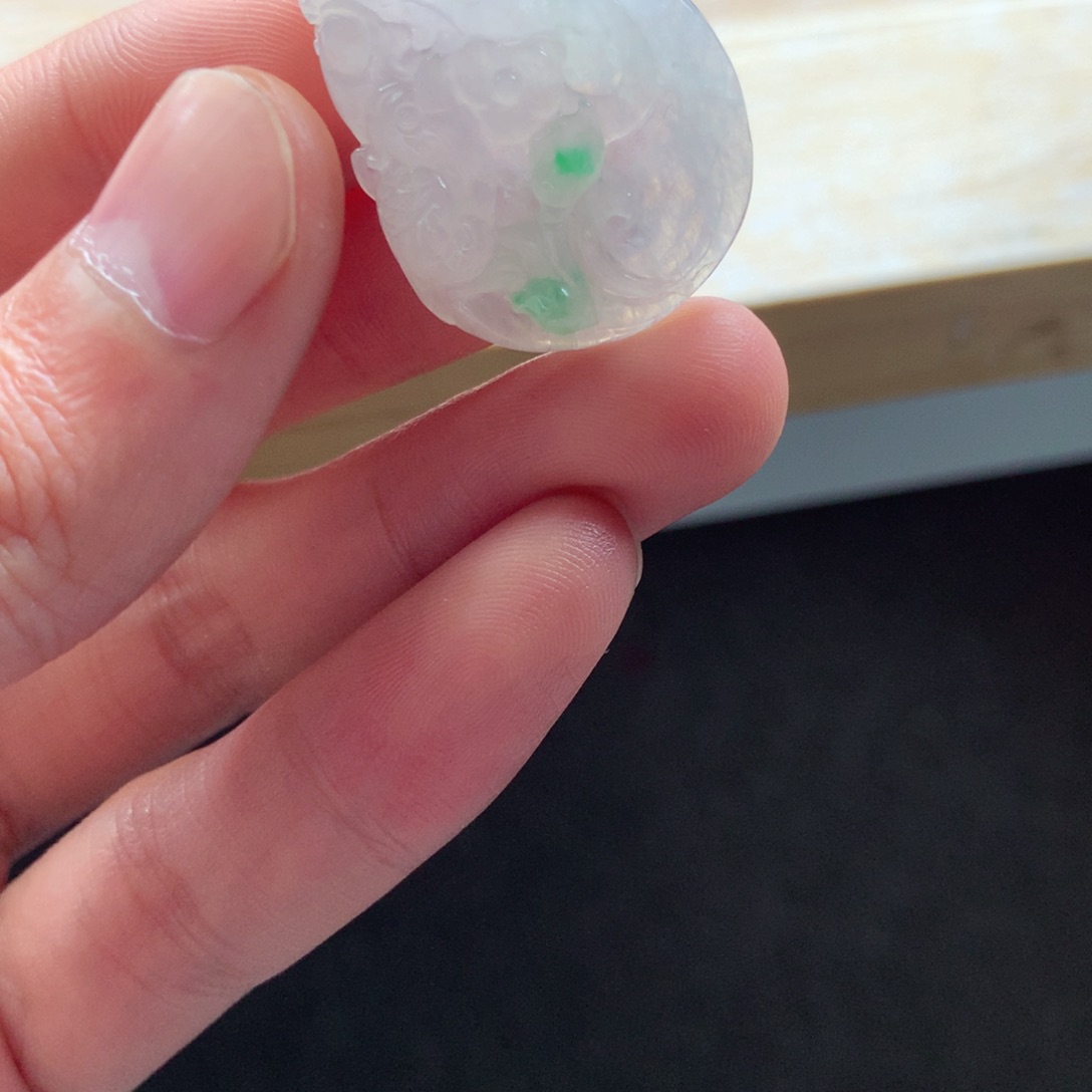 翡翠颈饰18K金镶嵌吊坠