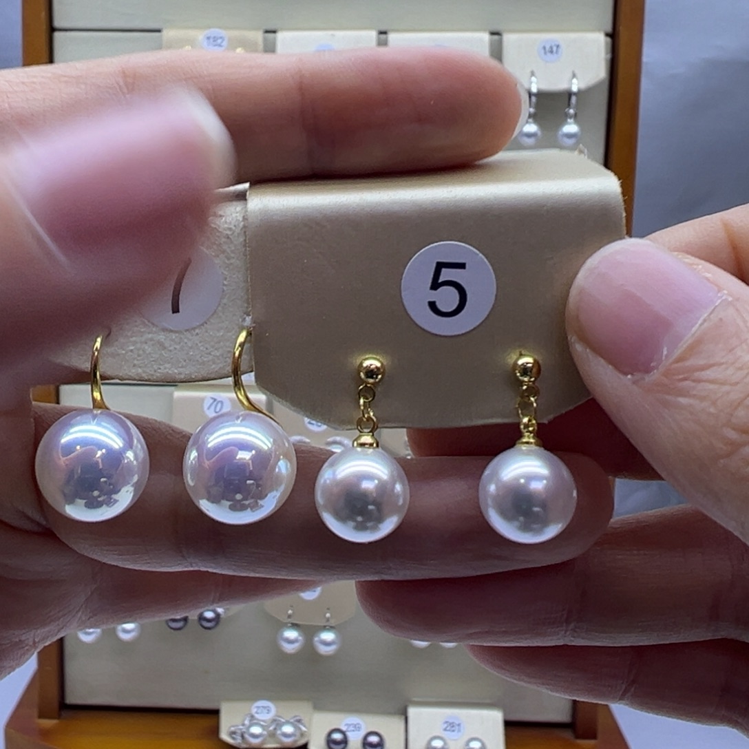 淡水珍珠耳饰未镶嵌