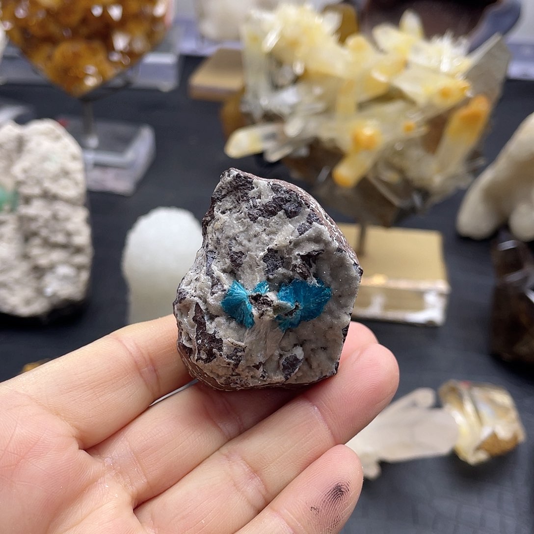 10坦桑石（处理）摆件