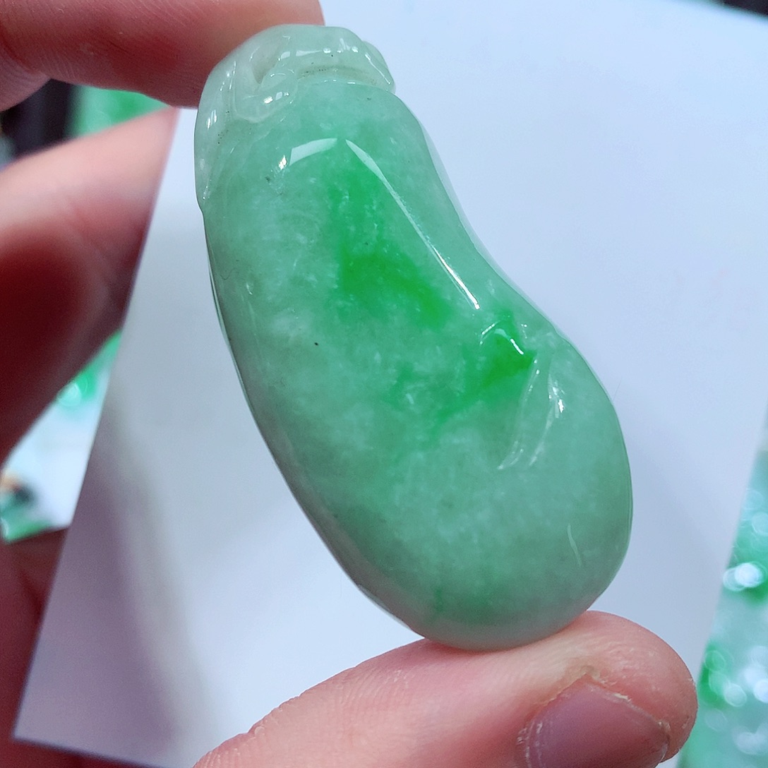 翡翠颈饰未镶嵌缅甸翡翠