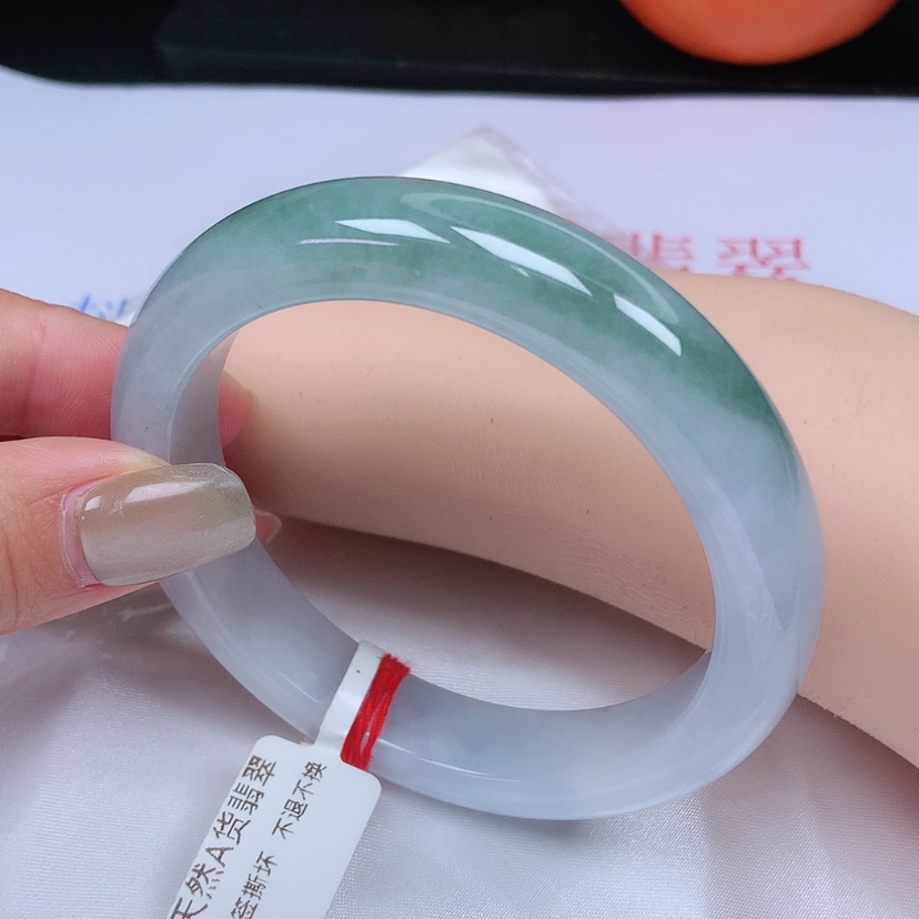 【闪购商品】翡翠手镯未镶嵌，