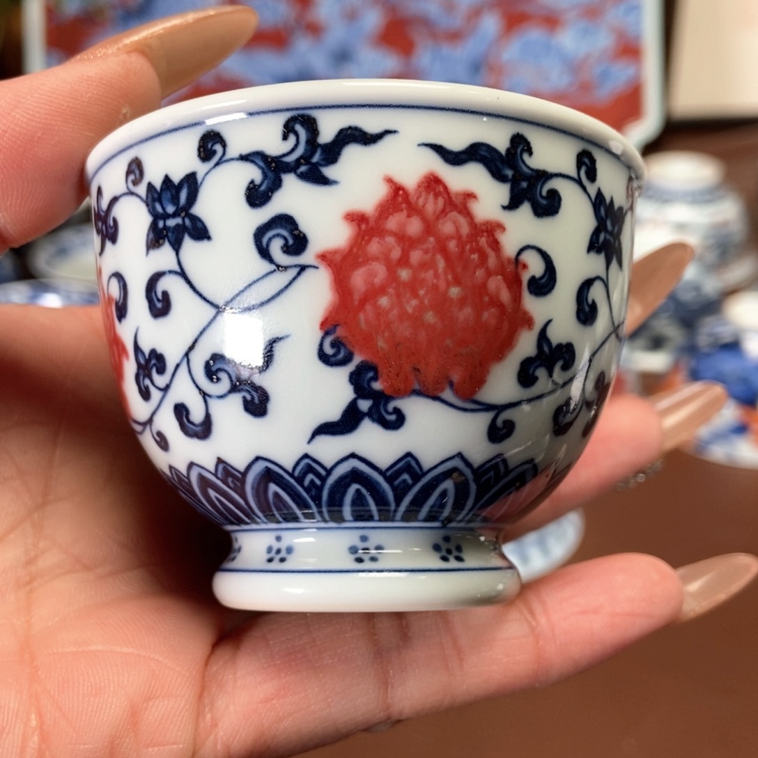 阳春白雪青花釉里红缠枝莲单杯