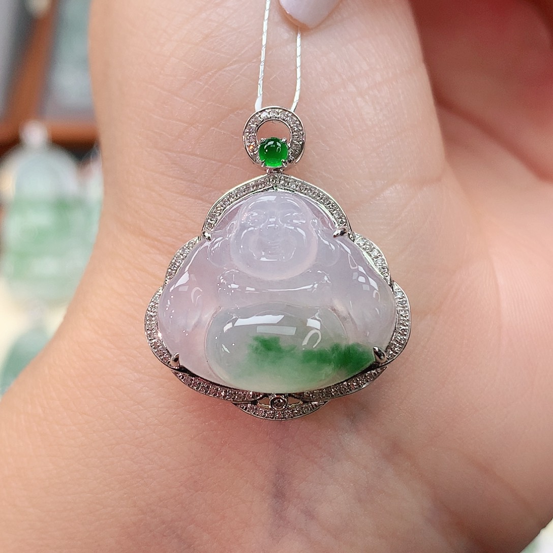 颈饰18K金镶嵌翡翠佛公