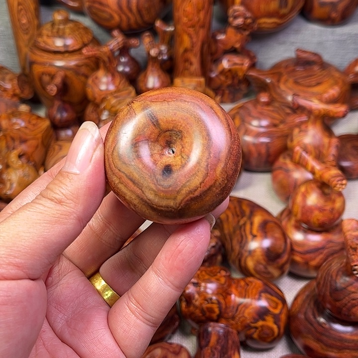 黄花梨/降香黄檀海南黄花梨油梨工艺品