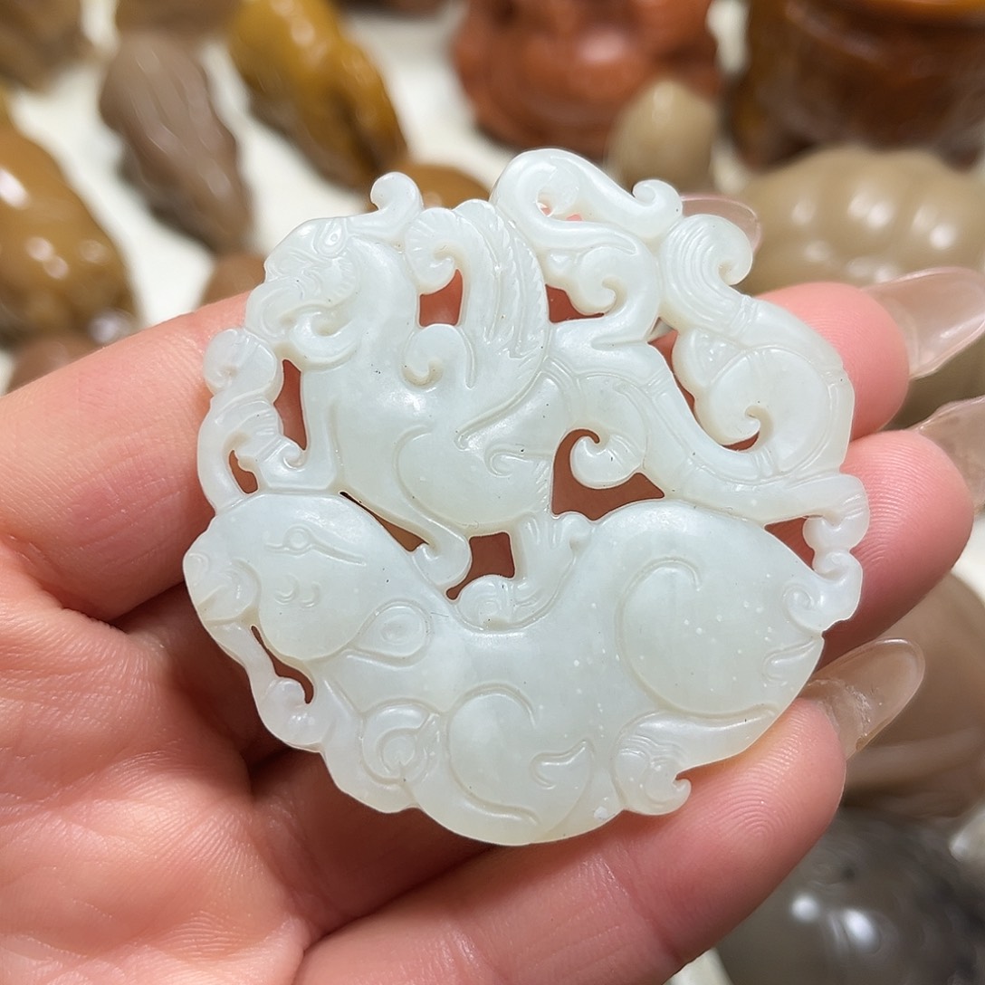 白玉菩提吊坠白玉菩提吊坠