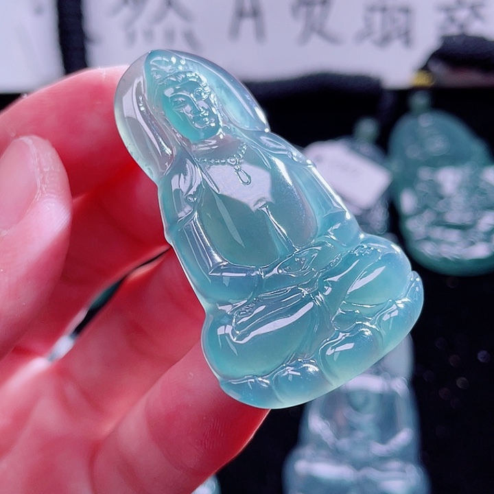 翡翠颈饰未镶嵌9999999999