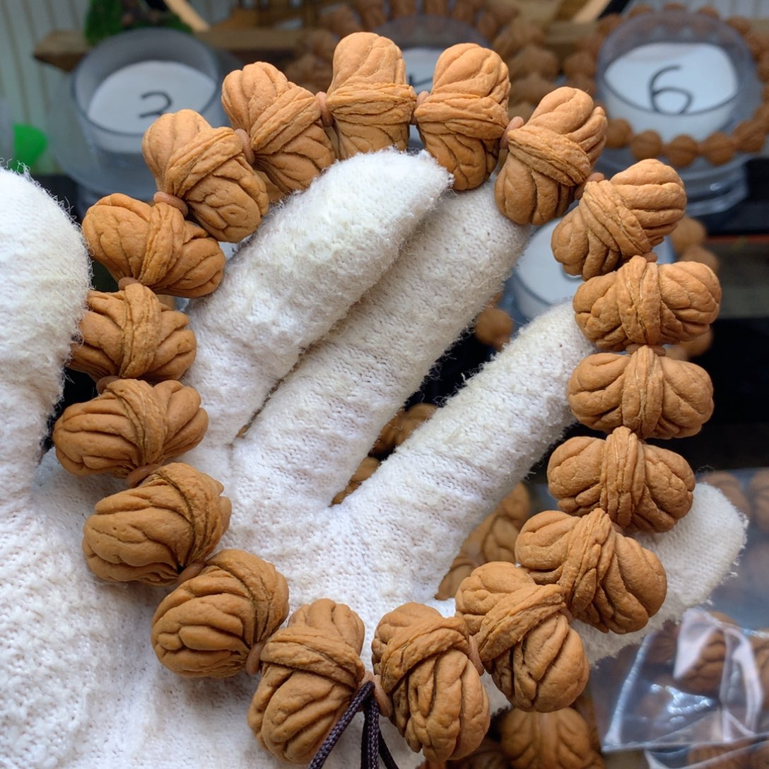 灬***灬手串桃核原生态无修飞碟帝王龙共30颗