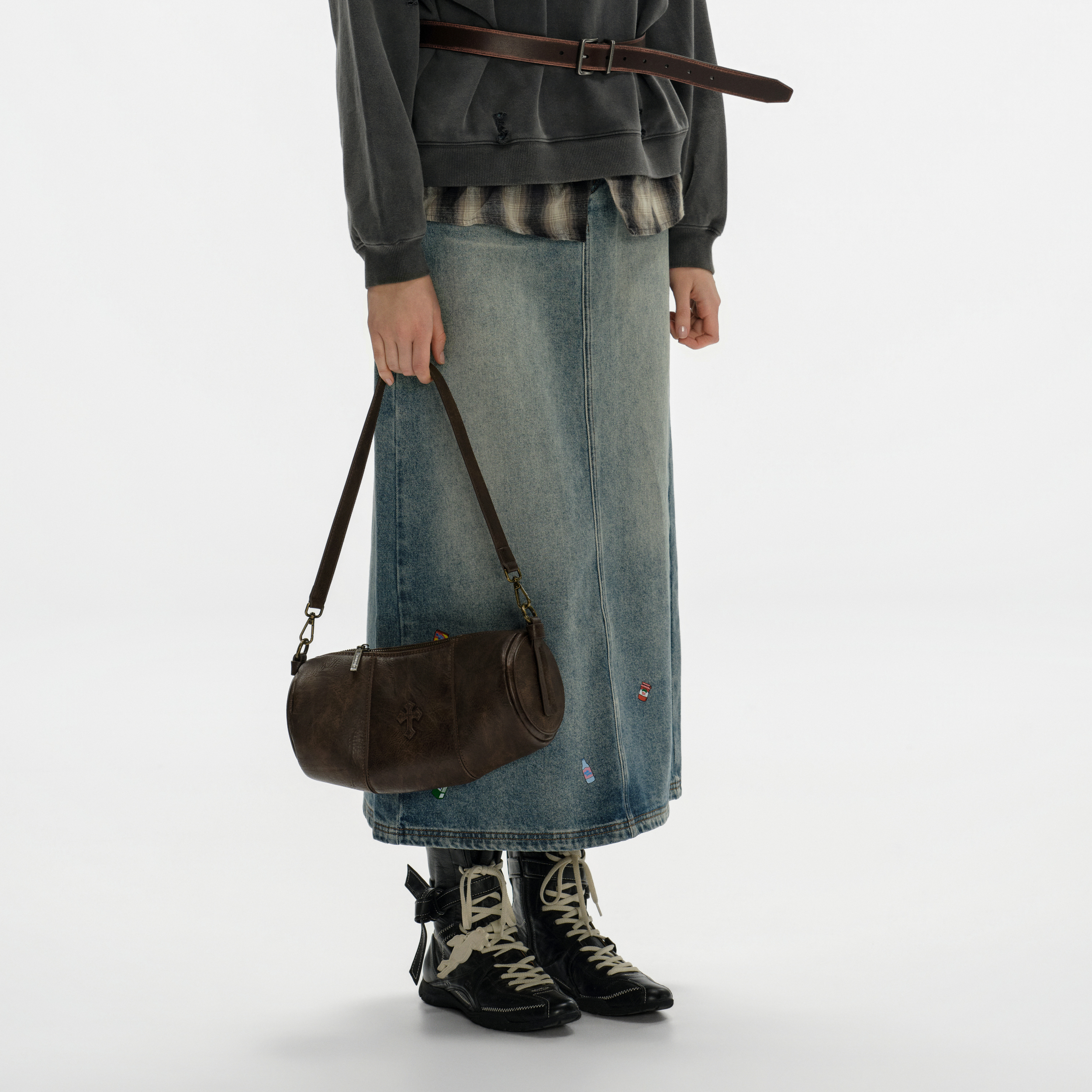 BASEMENT FG中腰不起球成人A字裙厚款半身裙单肩257350025031