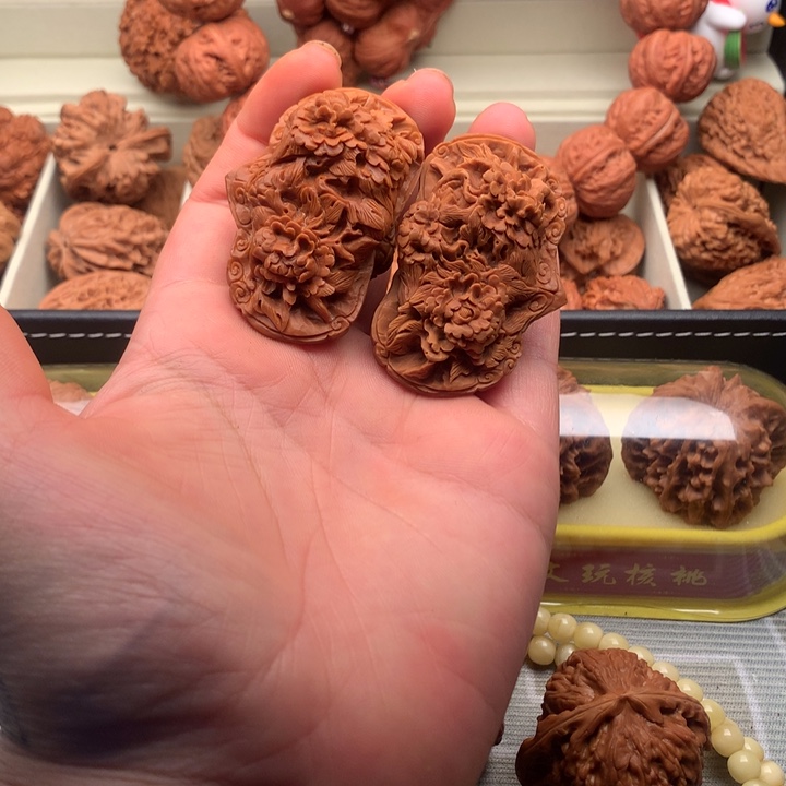 吊坠文玩核桃手工雕刻花开富贵